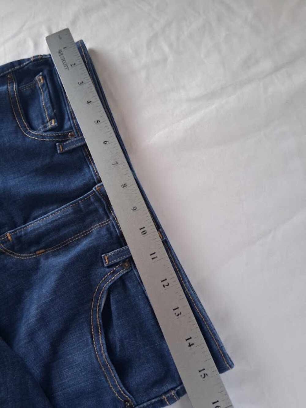 Levi's 711 women's size 28 Skinny dark wash jeans - Picture 7 of 16